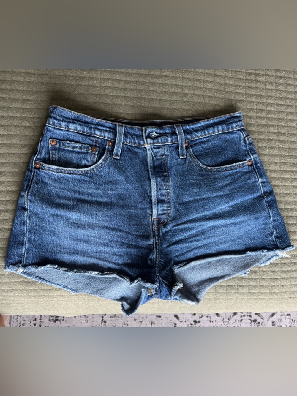 Levi's 501 Indigo Blue Raw-Hem Denim Shorts - Women